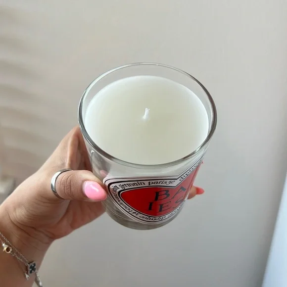 Diptyque limited edition Valentines Day candle- BAIES - Picture 3 of 4
